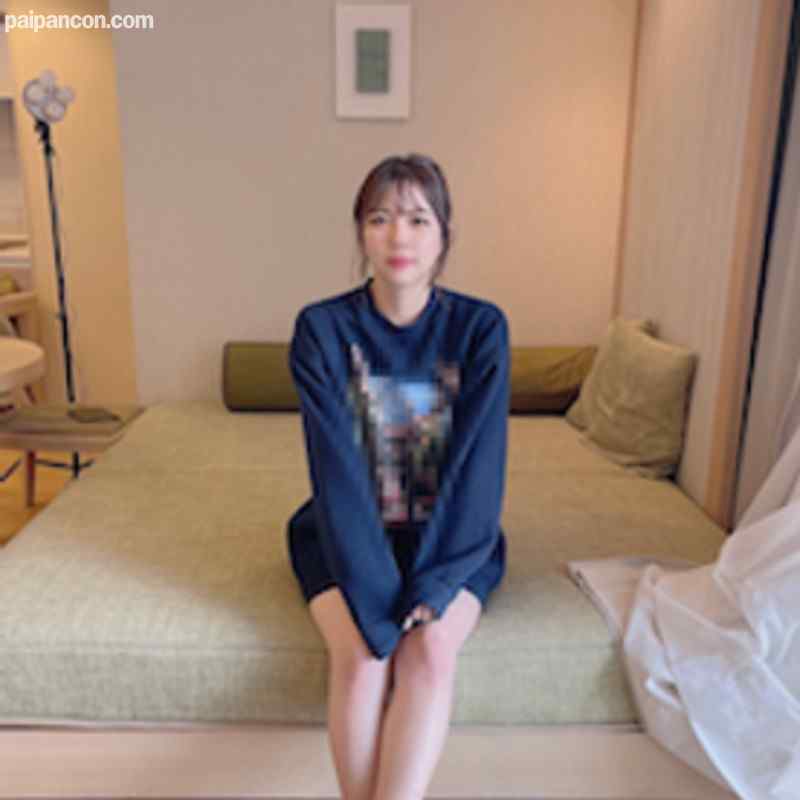 FC2-PPV-2604285 - 大きな瞳で見つめてくる【リアル天然&素人美少女】何でも言う事を聞く性格につけ込み容赦無く生中出しする初老、この背徳感が辞められません