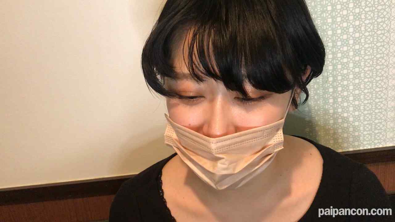 FC2-PPV-2640515 - ボーイッシュ美女大学生続。レンタルルームで即尺イラマ→大量顔射。