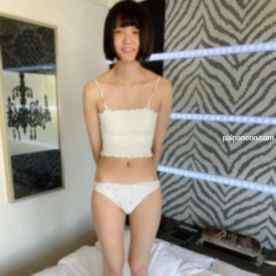 FC2-PPV-3046602 - 初めての喪失作品。**から快楽に変わっていく瞬間・・・ cover.jpg