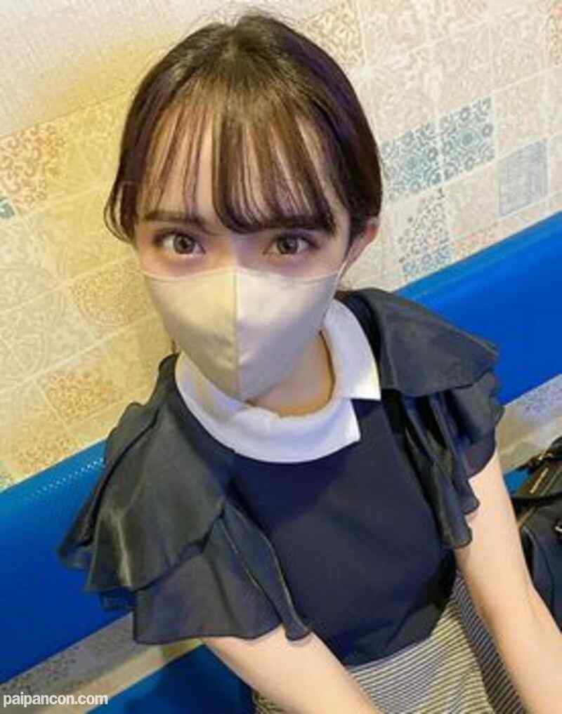 FC2-PPV-3073660 - 【デカクリ/大量顔射】【 3本 計100分／無 】ワガママすぎる美女をホテルに連れ込みデカクリを堪能。大量顔射で綺麗な顔を汚す。 cover.jpg