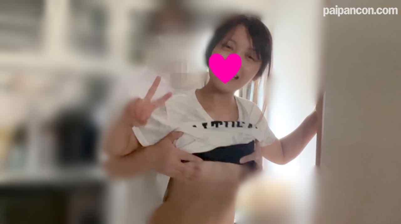 FC2-PPV-3158839 - お子さんにバレないよう声を我慢するけど→快楽に負けて声を我慢できずにメス顔ダブルピースをお子さんに晒すw