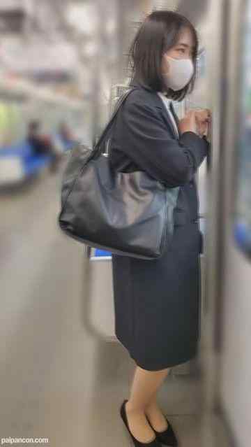 FC2-PPV-3202036 - 社内不倫の地味なOLを転職支援。おもちゃ調教後ホテルで中出し。 cover.jpg