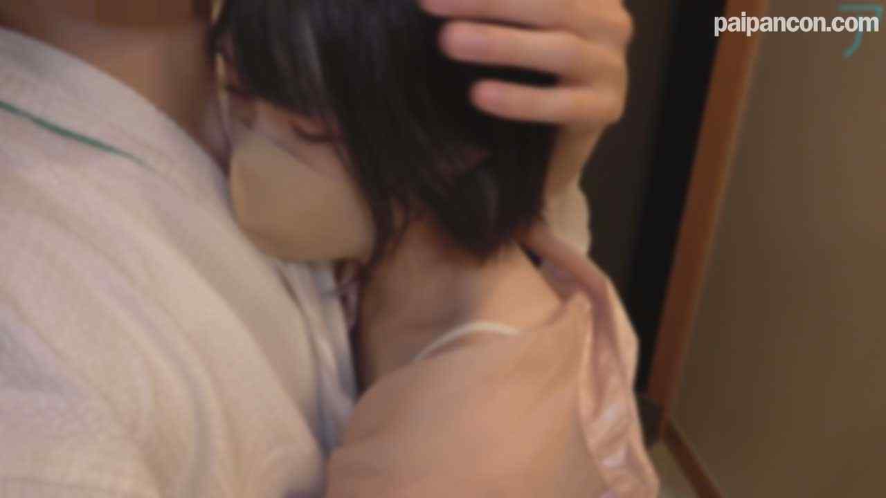 FC2-PPV-3801521 - 【#104】美肌で小柄なちっぱいの抱き心地が良いので、オナホみたいに犯してたら興奮高まり中出しでめっちゃ出た♡ thumbnail_0.jpg