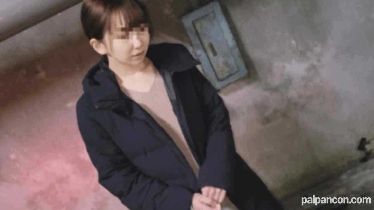 FC2-PPV-4399578 - ※期間限定1480pt【個人】コンビニ帰りのアイドル顔人妻を再確.保。安産型美尻を屋外で露出させて車内フェラで滞納制.裁。自宅まで押し入り夫婦のベッドで「気持ち良いです」と言わせて強.制中出し。 thumbnail_1.jpg