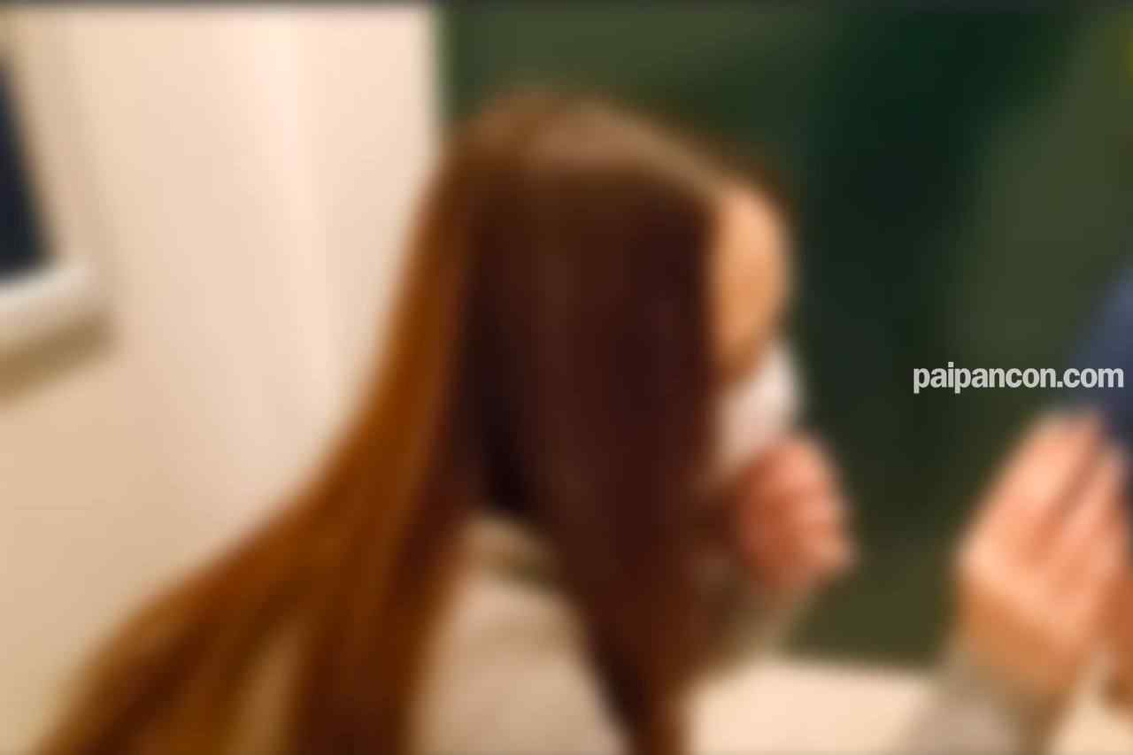 FC2-PPV-4597394 - 【素人個撮】【中出し】経営に行き詰まった女社長の口に肉棒を押し込む thumbnail_2.jpg