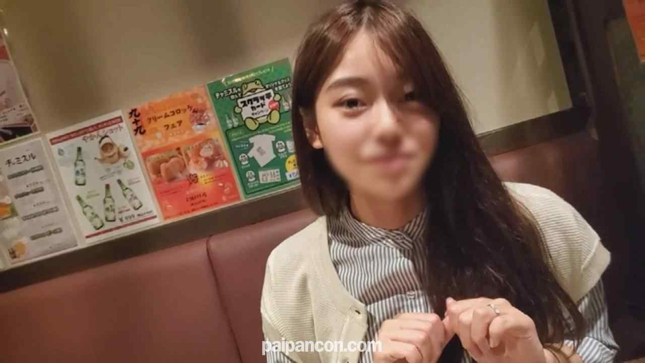 FC2-PPV-4718550 - 主人の留守中に欲求不満の奥様は他の男性で快楽を満たす為に禁断の密会。敏感な奥様は何度も中イキして疲労困憊になった人妻に外出しと見せかけ子宮内に中出し thumbnail_2.jpg