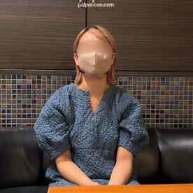 FC2-PPV-4751433 - 巨乳美容師22歳。「待ってっ、無理無理！ヤダァ！」歴代を更新する快楽に戸惑い叫ぶもバッチバチに突かれてイカされまくる。 cover.jpg