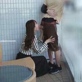 FC2-PPV-4775211 - 【初週限定セール】出会ったばかりの**大生に高層ホテルのベランダでチンポしゃぶらせる愉悦【みずき　**大生】 cover.jpg