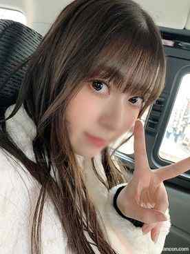 FC2-PPV-4786379 - 【FC2/伝説級のちっぱい】※数量限定※経験人数1人の美人歯科衛生士（２３）薄ピンクの超敏感な乳首に吸い付いたら割れ目がエッチな汁で洪水になりました（すず） cover.jpg