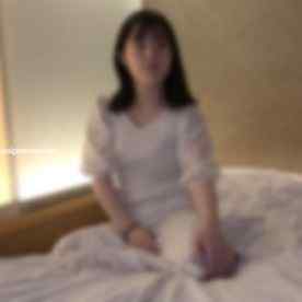 FC2-PPV-4792521 - 【顔出し】【中出し】他人棒で白目をむいてイキ狂う保育士人妻は白昼堂々ド淫乱ぶりを見せつけてくれました。 cover.jpg