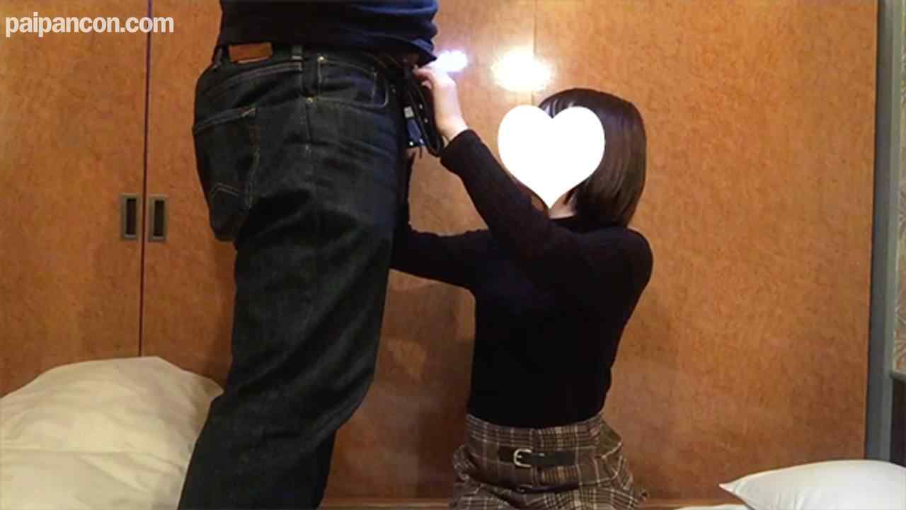 FC2-PPV-4793109 - 【先着30名500円オフ】りこ20歳_1・顔射インタビュー（13）。厳格な家に育った地味JDが夢のために大量生顔射される一部始終（055） thumbnail_5.jpg