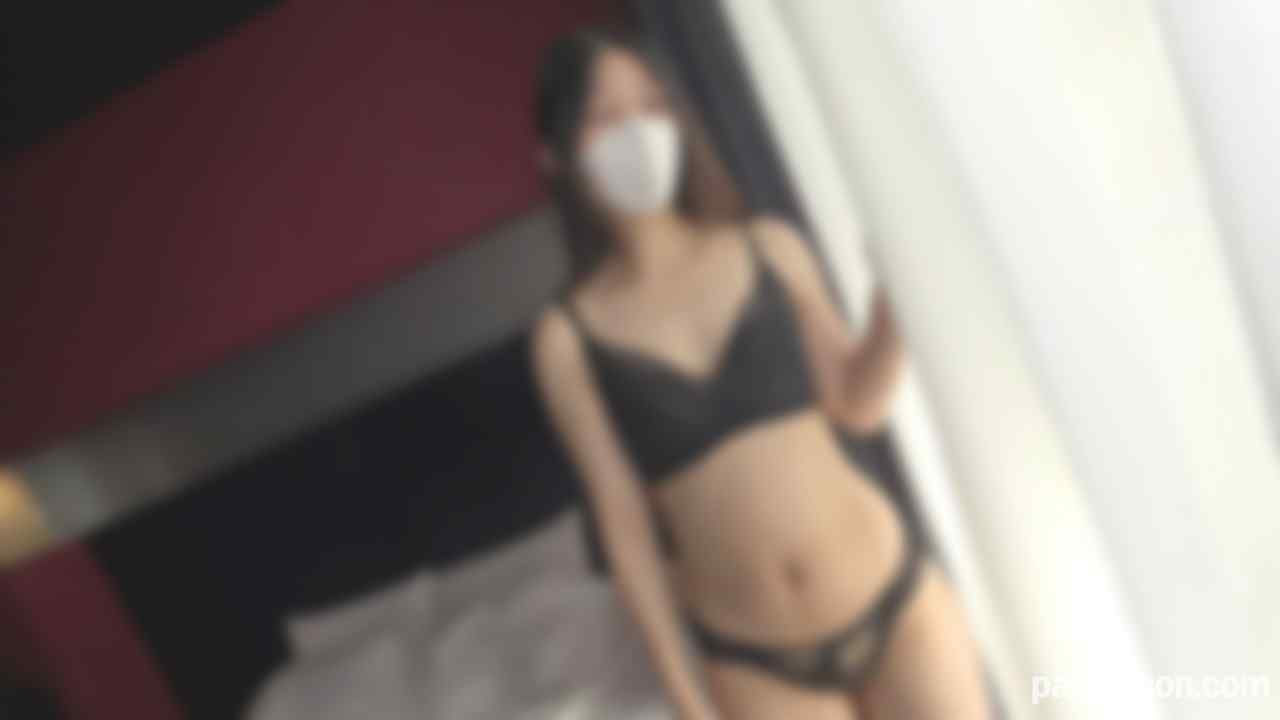 FC2-PPV-4807532 - ♡12/15日迄半額【無・完全素人生（なま）ハメ】29歳の素敵なシングル〇ザー！２年ぶりのSEXに、おじさんチンポはパンパンです！極太生（なま）チンポで、じっくり広げます！ thumbnail_0.jpg