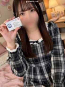 FC2-PPV-4821563 - 【チャレンジ感謝祭・数量限定】【完全シークレット版】【中出し】【坂道系】【地下アイ〇ル】１８歳、ハイスペック坂道系地下アイドル、処女膜の跡が残る初々しい彼女の衝撃な醜態性が今ここに！【第２章】 cover.jpg