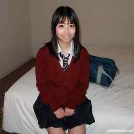 FC2-PPV-4866022 - [期間限定で大放出!15000pt➡1980pt]無修正＜♡未処理でふっさふさの陰毛＞美乳制服**のマンコ⇒途中ゴム外して生挿入＆中出し cover.jpg