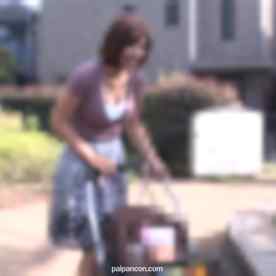 FC2-PPV-4899642 - １児の*を連れ撮影場所に来た巨乳シングルマザー　ベビーカーの横で禁断のモラル皆無ハメ撮り中出し cover.jpg